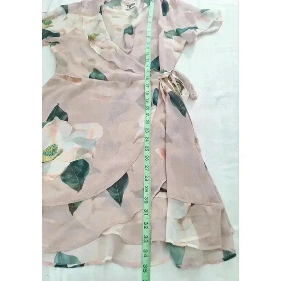 SHOW ME YOUR MUMU Floral Winnie Wrap Dress Pink Ruffle Mini Sz Medium - Picture 7 of 8
